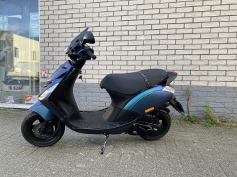 2-takt SUPER SNELLE PIAGGIO ZIP 2T SP LINE CAMELEON 6000KM 70CC 
