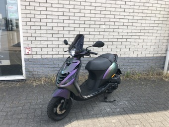GAVE PIAGGIO ZIP SP 45KM BROM MAT DRAGON CAMELEON BJ2018 6000KM