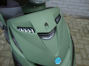 NIEUWE PIAGGIO ZIP SP SPECIAL 25 4-TAKT SNOR of BROM  MAT GROEN  NIEUW 0KM