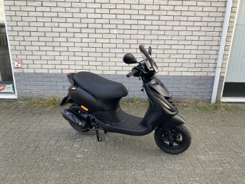 MOOIE PIAGGIO ZIP SP 45KM BROM MAT ZWART BJ2007 8000KM