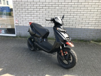 DIKKE BETA ARK 45KM 2-TAKT AC MINARELLIE HORIZONTAAL BJ2007 17000KM