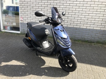 DIKKE PIAGGIO ZIP SP 45KM 4T MIDNIGHT BLEU BJ2012 7000KM
