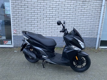HELE MOOIE SYM JET 14 BROM 45KM 4-TAKT MAT BLACK BJ2020 9000KM