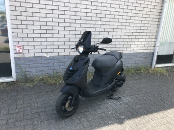 GAVE PIAGGIO ZIP SP 45KM BROM MAT BLACK BJ2010 9000KM 4-TAKT