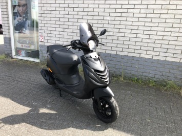 GAVE PIAGGIO ZIP SP 45KM BROM MAT BLACK BJ2010 9000KM 4-TAKT