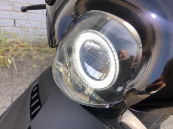 DIKKE  PIAGGIO ZIP SP 45KM BROM MAT BLACK BJ2015 7000KM VOL OPTIES