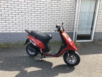 PRACHTIGE PIAGGIO TYPHOON ac TEC BJ1999 7100KM zgan 2-takt