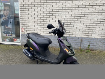 GAVE PIAGGIO ZIP SP 45 4-TAKT MAT DRAGON  BROM  BJ2021 4000KM 