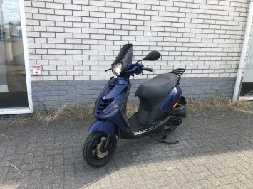 MOOIE PIAGGIO ZIP SP 45 4T BMW BLAUW BROM BJ2013 8000KM