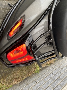 HELE MOOIE VESPA SPRINT S SPECIAL 45KM BROM PORSCHE AGAAT GRIJS BJ2018 13000KM 