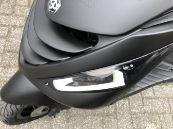 GAVE PIAGGIO ZIP SP 45 4-TAKT MAT BLACK BROM BJ2016 12000KM