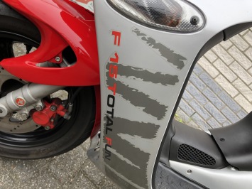 BIJNA NIEUWE MALAGUTI FIREFOX F15 LC DD 2-TAKT ROOD BJ2022 8000KM LIEFHEBBER