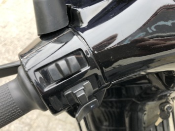 DIKKE VESPA SPRINT S 45KM BROM BLACK ON BLACK BJ2017 9000KM 