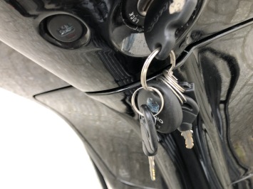 DIKKE VESPA SPRINT S 45KM BROM BLACK ON BLACK BJ2017 9000KM 