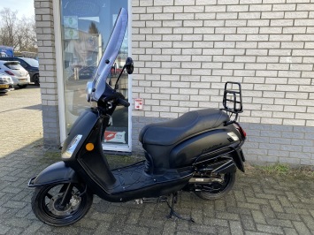 GAVE SYM FIDDLE 2 BROM 45KM 4-TAKT BLACK ON BLACK BJ2022 11000KM VOL OPTIES