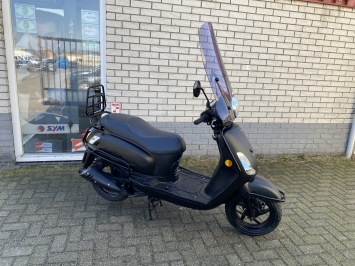 GAVE SYM FIDDLE 2 BROM 45KM 4-TAKT BLACK ON BLACK BJ2022 11000KM VOL OPTIES