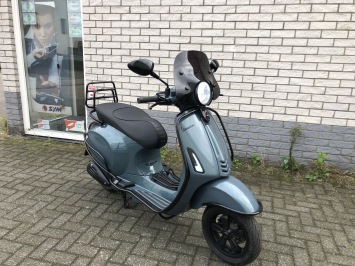 SPECIAL VESPA SPRINT PRIMAVERA 45KM OF 25KM OCEAN BLEU 2017 9000KM