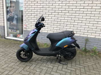 GAVE PIAGGIO ZIP SP 45KM BROM CAMELEON BJ2018 1500KM