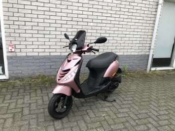  GAVE PIAGGIO ZIP SP 45 4-TAKT ROSE GOLD  BROM BJ2015 9000KM