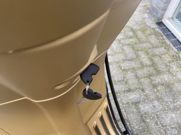 DIKKE  VESPA SPRINT S 45KM BROM MARRAKESCH GOLD  BJ2022 13000KM