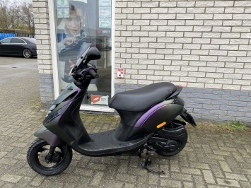 GAVE PIAGGIO ZIP SP 45KM MAT DRAGON CAMELEON BJ2018 5000KM