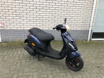 DIKKE PIAGGIO ZIP SP 45KM 4T MIDNIGHT BLEU BJ2020 3000KM