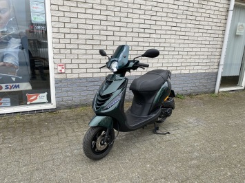 DIKKE PIAGGIO ZIP SP 45 4-TAKT JAGUAR GREEN  BROM  BJ2020 11000KM 