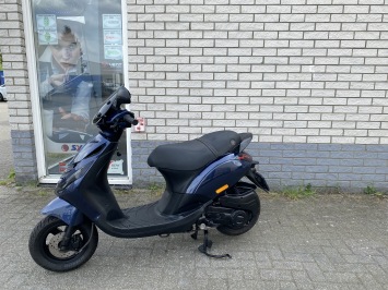 GAVE PIAGGIO ZIP SP 45 4-TAKT MIDNIGHT BLEU BROM BJ2020 4000KM 