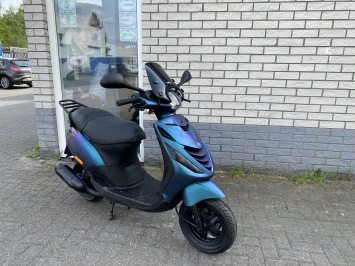 2-takt PIAGGIO ZIP SP LINE 45KM BROM MAT CAMELEON BJ2009 9000KM