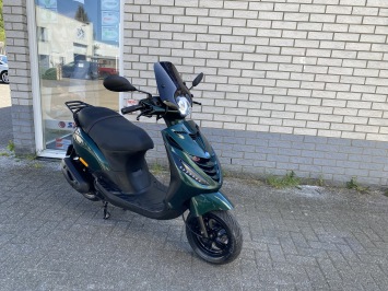 GAVE PIAGGIO ZIP SP 45 4-TAKT JAGUAR GREEN BROM  BJ2018 7.000KM 