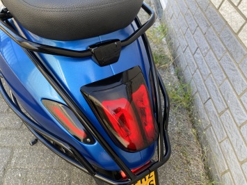 GAVE VESPA SPRINT S 45KM BROM MAT BLEU VIVACE BJ2021 VOL OPTIES