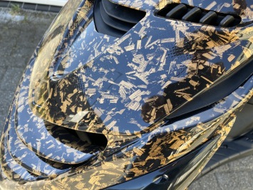 DIKKE PIAGGIO ZIP SP 45 4-TAKT GOLD FLAKES BROM  BJ2014 8000KM 