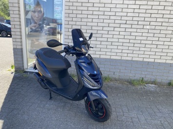 GAVE PIAGGIO ZIP SP 45 4-TAKT MIDNIGHT BLEU BROM BJ2020 8000KM