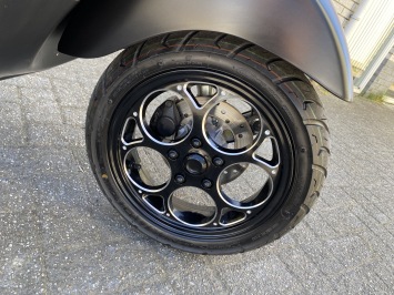 GAVE VESPA SPRINT S 45KM 4-TAKT BROM MAT BLACK 10.000KM BJ2022