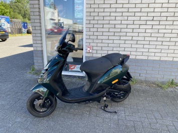 DIKKE PIAGGIO ZIP SP 45 4-TAKT JAGUAR GREEN BROM BJ2016 6000KM