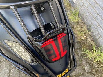 DIKKE VESPA SPRINT S 45KM BROM MIDNIGHT BLEU BJ2021 7000KM