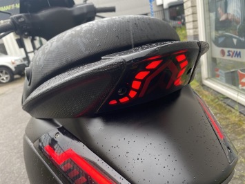 JONGE PIAGGIO ZIP SP 45 4-TAKT MAT BLACK ZWART BROM  BJ2023 5000KM 
