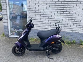 HELE MOOIE PIAGGIO ZIP SP 45KM BROM GLANS CAMELEON BJ2020 7000KM