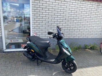 DIKKE PIAGGIO ZIP SP 45KM BROM JAGUAR GROEN  BJ2009 11000KM