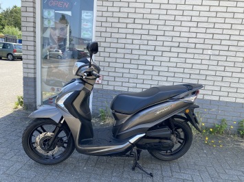 NETTE SYM SYMFONY SR BROM 45KM 4-TAKT BRONS BJ2019 7000KM