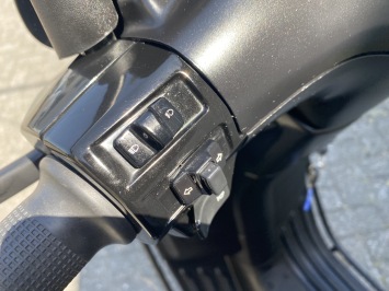 GAVE VESPA SPRINT S 45KM 4-TAKT BROM MAT BLACK 11000KM BJ2020 vol opties