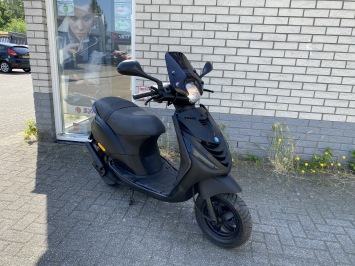 2-TAKT  PIAGGIO ZIP SP LINE 45KM BROM MAT BLACK BJ2004 7000KM