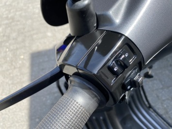 MOOIE VESPA SPRINT S 45KM BROM MAT GREY BJ2018 8000KM 4-TAKT