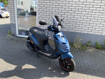  MOOIE PIAGGIO ZIP SP 45 4-TAKT MAT BLAUW BROM BJ2020 8000KM
