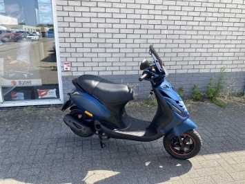  MOOIE PIAGGIO ZIP SP 45 4-TAKT MAT BLAUW BROM BJ2020 8000KM