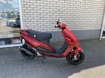 ZO GOED ALS NIEUWE MALAGUTI PHANTOM lc dd  2-TAKT 9000KM BJ1998