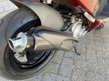 ZO GOED ALS NIEUWE MALAGUTI PHANTOM lc dd  2-TAKT 9000KM BJ1998
