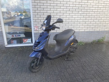LEUKE PIAGGIO ZIP SP 45KM 4-T BROM MIDNIGHT BLEU BJ2009 9000KM