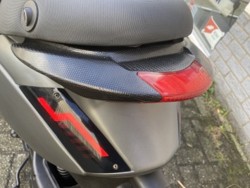 LEUKE PIAGGIO ZIP SP 45KM BROM MAT GREY BJ2019 9000KM