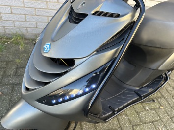 MOOIE PIAGGIO ZIP SP 45KM BROM MAT GRIJS BJ2015 9000KM